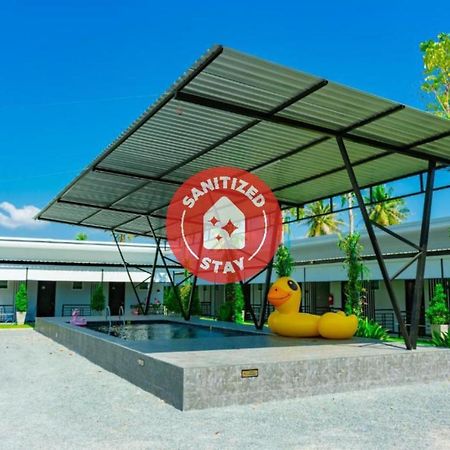 Oyo 533 Runya Poolvilla Prachuap Khiri Khan Ngoại thất bức ảnh