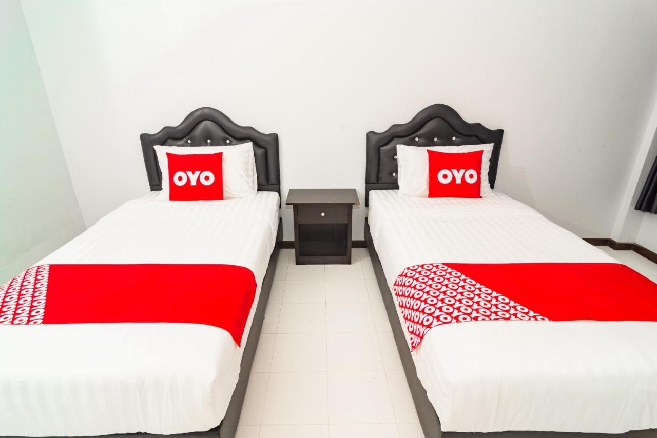 Oyo 533 Runya Poolvilla Prachuap Khiri Khan Ngoại thất bức ảnh