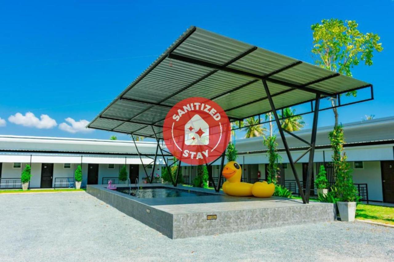 Oyo 533 Runya Poolvilla Prachuap Khiri Khan Ngoại thất bức ảnh
