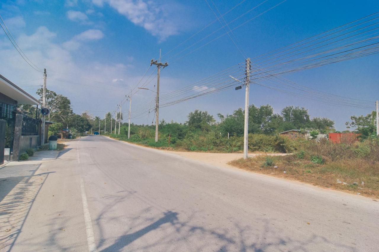 Oyo 533 Runya Poolvilla Prachuap Khiri Khan Ngoại thất bức ảnh